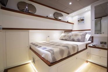 Grand Sailor Photo 22